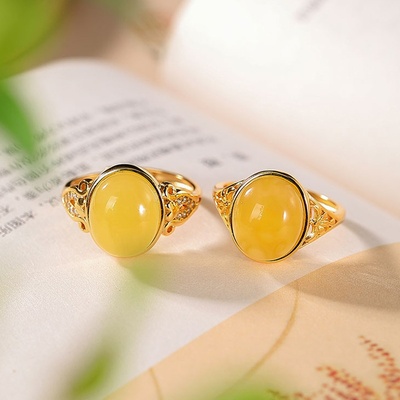 锦河畔 s925纯银镀金天然琥珀蜜蜡戒指复古简约气质蛋面女士指环