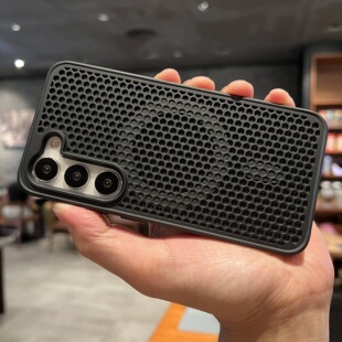 黑色蓝色网状洞洞蜂窝镂空散热磁吸充电适用三星S23U手机壳Galaxy S24Ultra保护套S23+全包防摔加厚男款透气