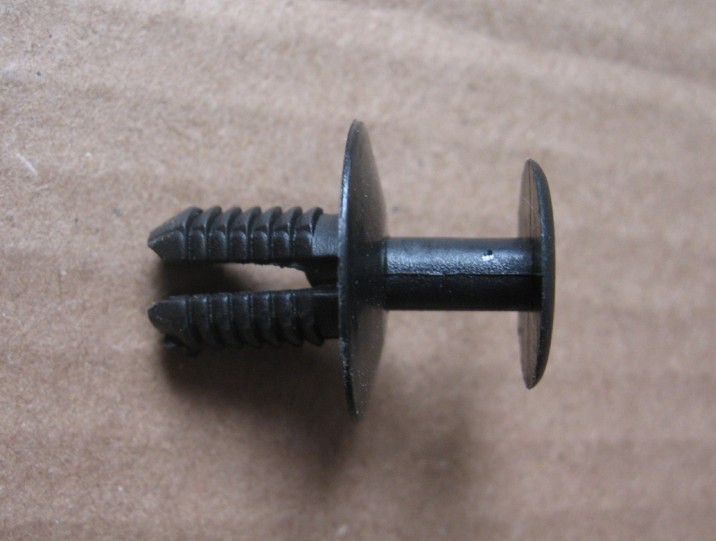 163适用于7标致307毕加索世嘉赛纳 凯旋翼子板卡扣卡子