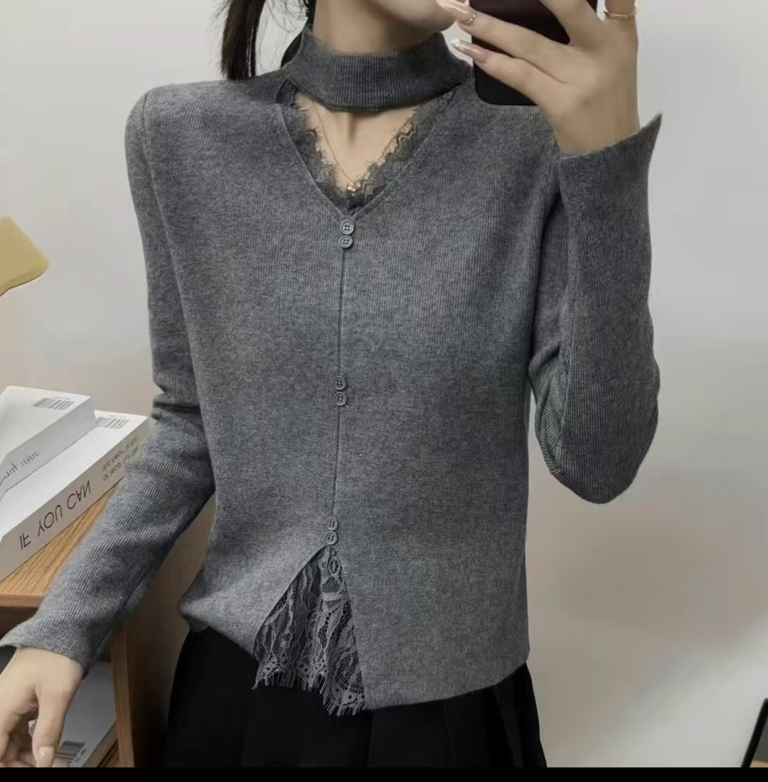 针织打底衫女秋冬新款时尚蕾丝花边拼接挂脖镂空短款小个子毛衣女