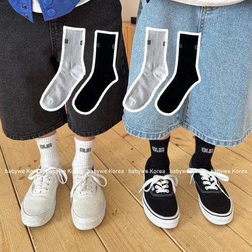 韩代our棉质吸汗运动袜黑白组合