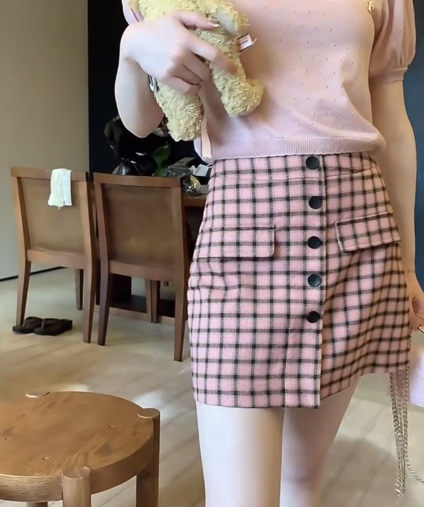 csk丘比特 覆盆子 显瘦格纹半身裙女夏季新款高腰显腿长a字短裙子在类目 女装/女士精品, 半身裙中 - 来自Buy2taobao.com提供专业的淘宝代购服务