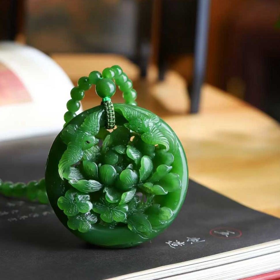 玉器工艺品天然新疆和田玉俄料碧玉老料菠菜绿牡丹花108珠链套装