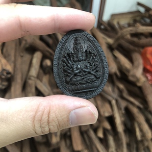 缅甸小叶降真香木作精雕刻千手观音无事牌挂件配绳子木雕文玩礼品