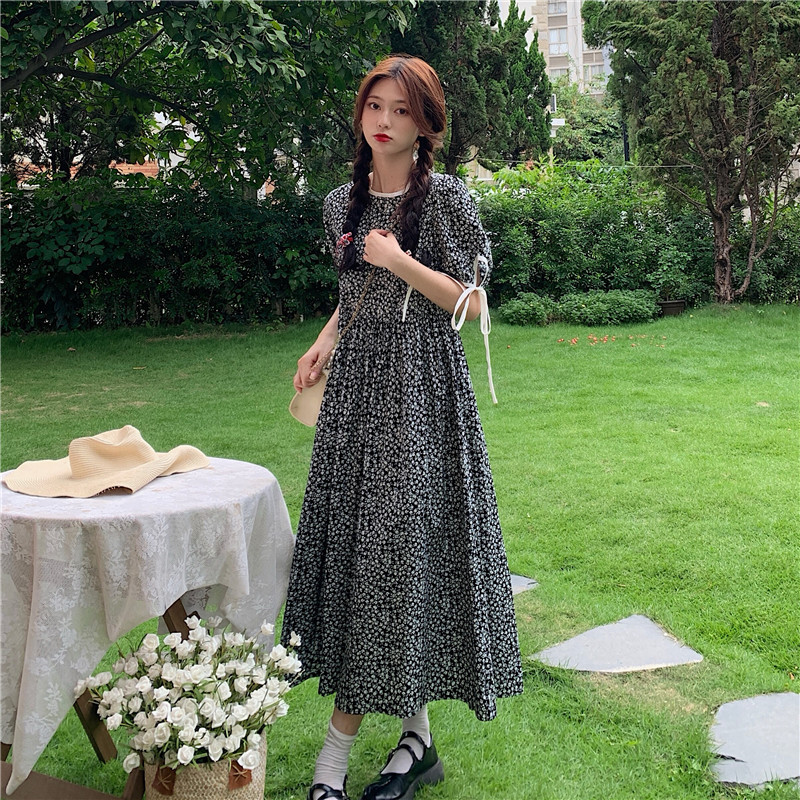 Real price summer Vintage Floral Dress Korean bubble sleeve bandage round neck mid long skirt high waist girl