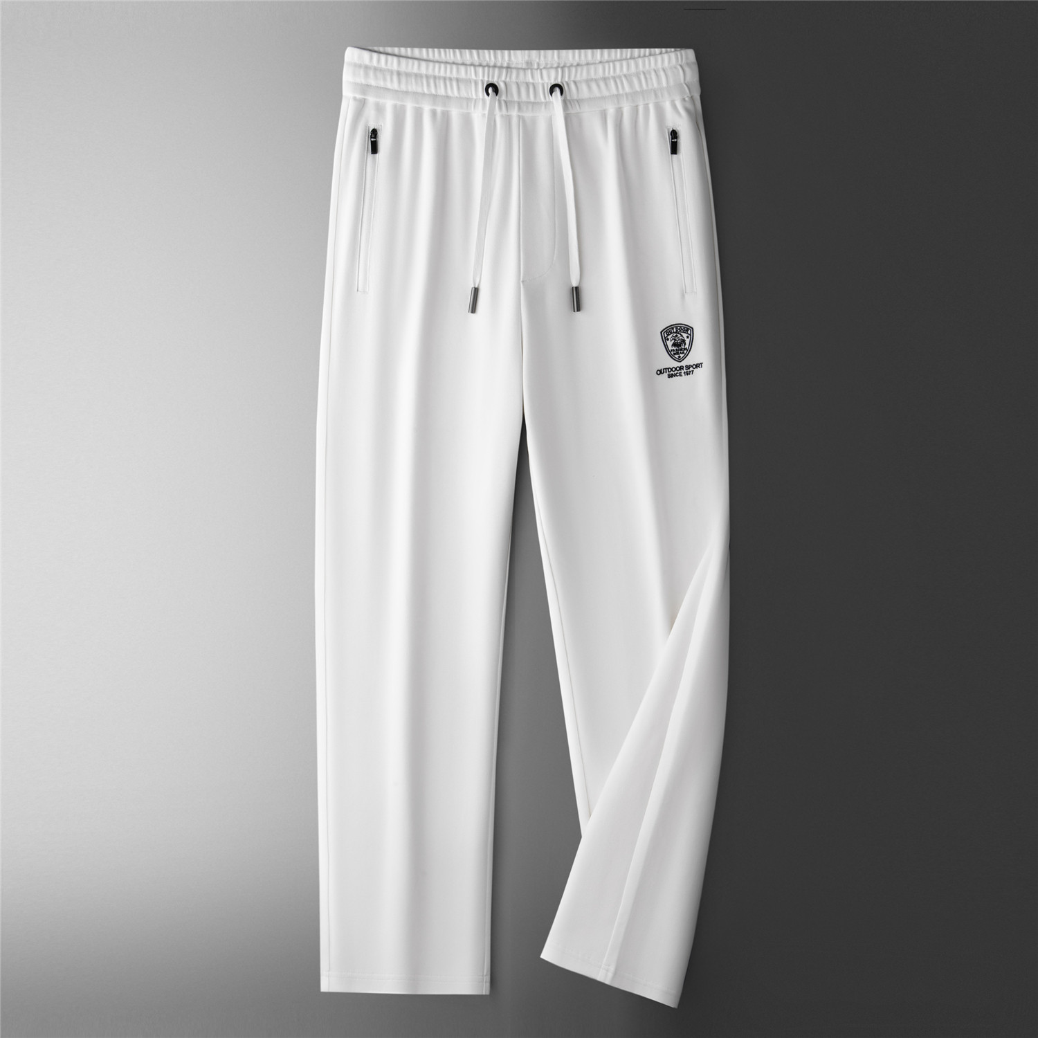 2026春装新款男士休闲运动直筒宽松卫裤刺绣潮流白色裤子长裤男款