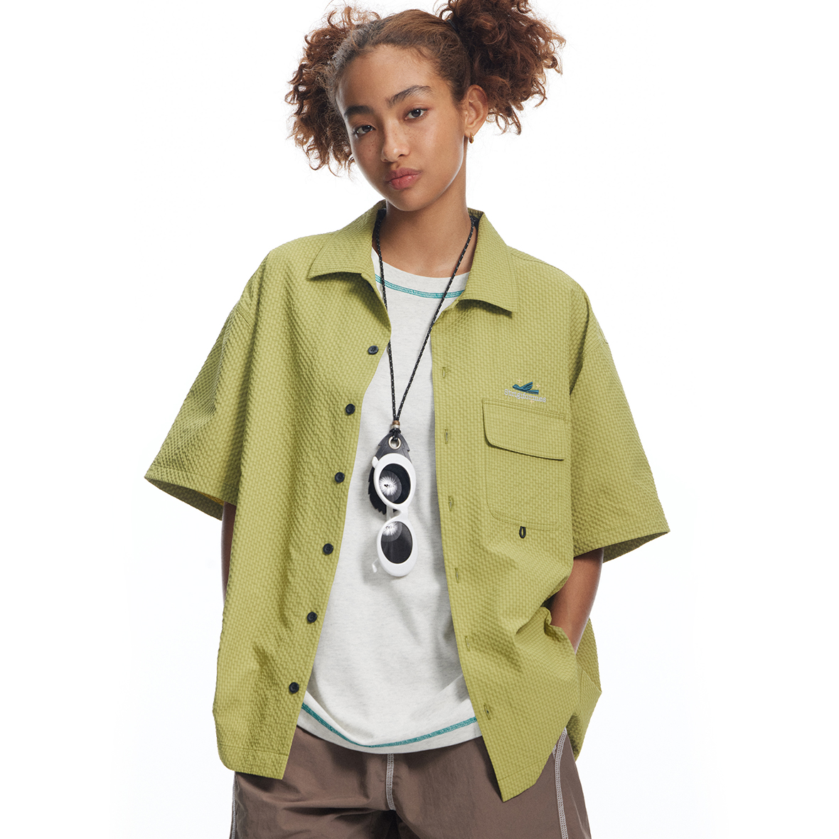 潮牌翻领短袖日系刺绣衬衫百搭