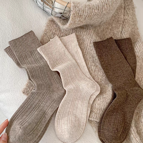 燕麦色袜子女中筒袜miu系配勃肯鞋秋冬款琥珀流光风堆堆袜长袜