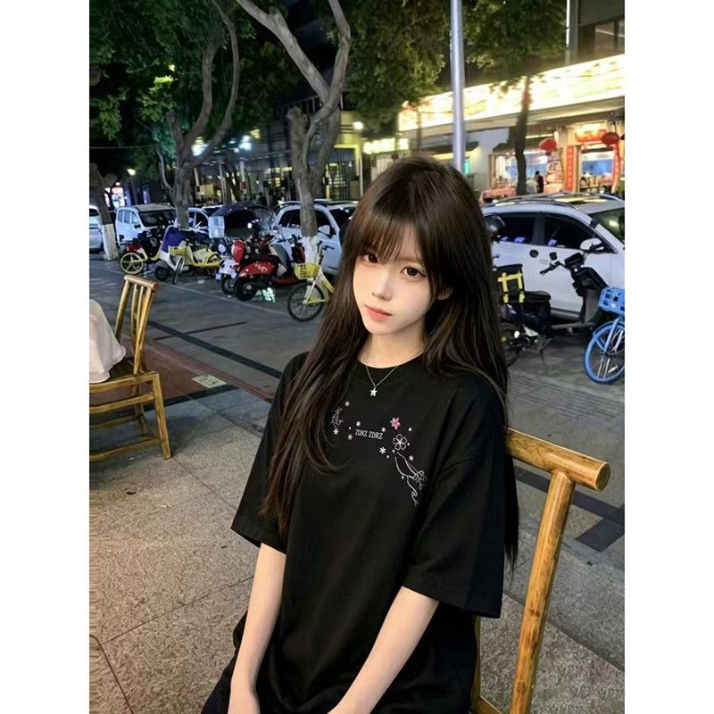 美式黑色圆领短袖t恤女大童夏季初中高中学生设计感宽松半袖上衣图片