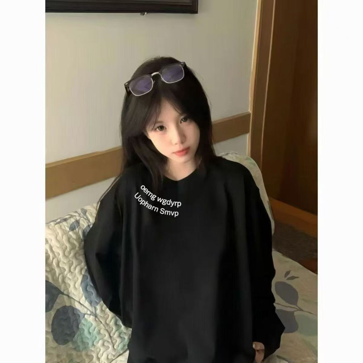 白色纯棉爆款长袖t恤女大童新款初中高中学生宽松内搭打底衫上衣图片