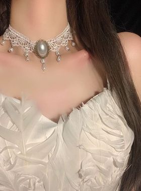 今年流行的珍珠项链复古