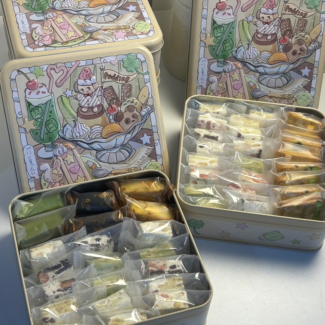 圆形铁罐零食雪花酥凤梨酥啵啵饼干椰奶酥糯唧唧年货伴手礼可爱罐