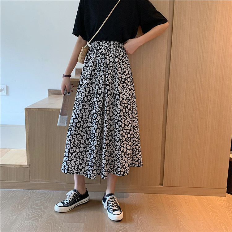 Real price elastic waist mid length floral skirt