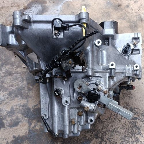 适用于比亚迪F3 L3 速锐473QB QE F6飞度1.5手动变速箱原装总成