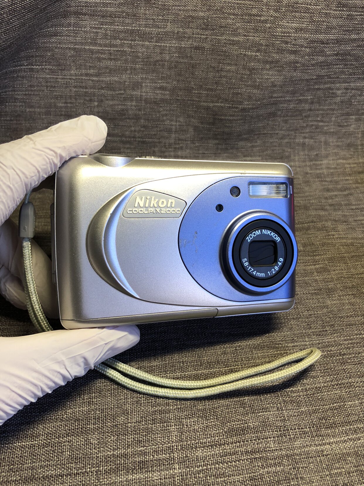 nikon泥康coolpix2000银色ccd数码相机胶片感成像复古怀旧情怀