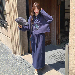 实拍气质减龄刺绣卫衣半身裙套装2025秋新款时尚小众不撞款