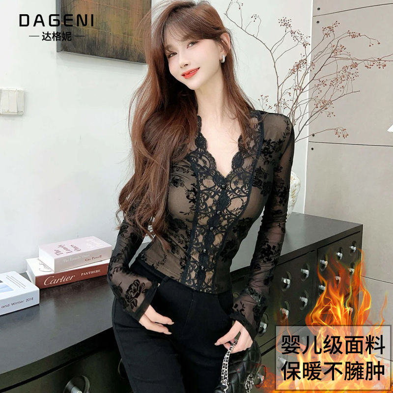 高级感甜辣V领打底衫女