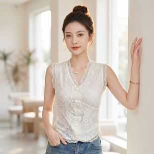 时尚优雅蕾丝小衫性感V领无袖背心女士上衣女夏季新款内搭打底衫