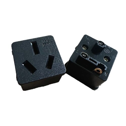 35*35开关卡式国标三孔16A三扁脚