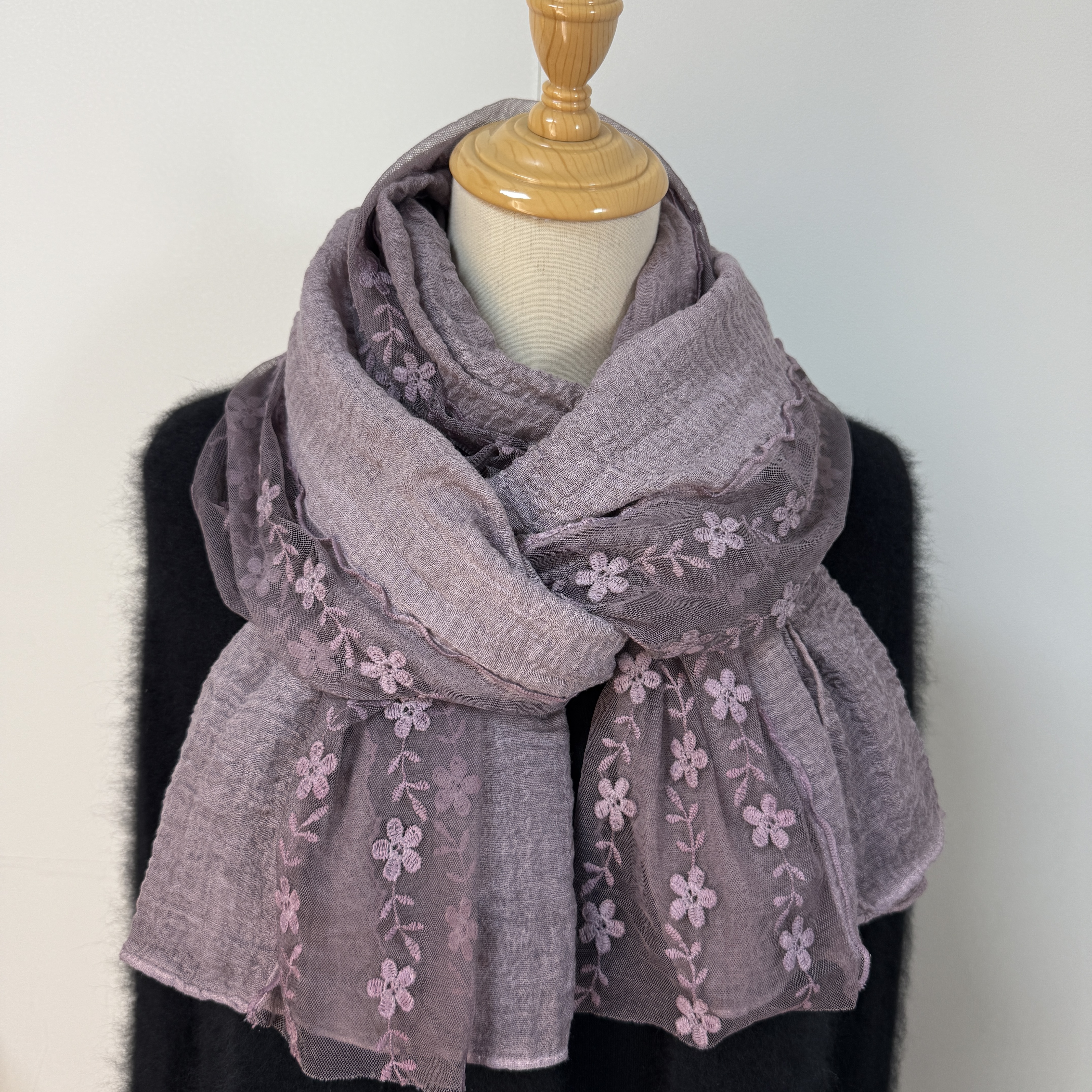 仙气飘飘～蕾丝拼接褶皱纯色棉麻围巾女冬季百搭披肩春秋薄款丝巾