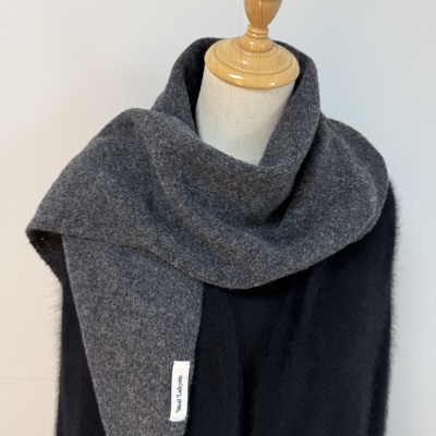 韩单羊毛针织三角巾女秋冬新款百搭保暖围脖披肩两用情侣款围巾