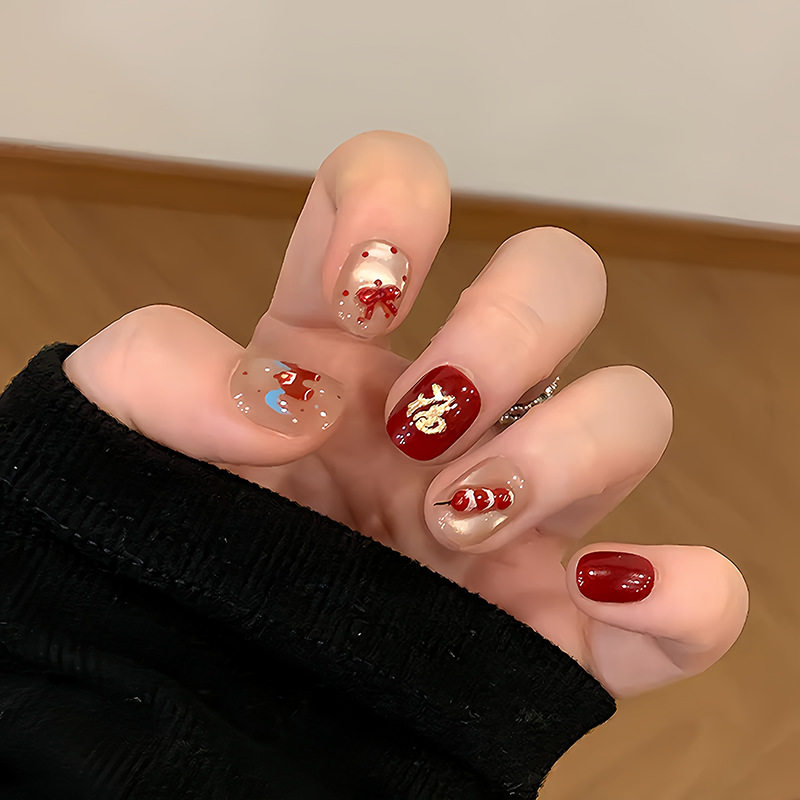 【马上有福】手工穿戴甲秋冬新款红色高级感简约百搭美甲贴片,彩妆/香水/美妆工具,穿戴甲/甲片,淘宝优惠券,粉丝福利购,淘宝优惠卷