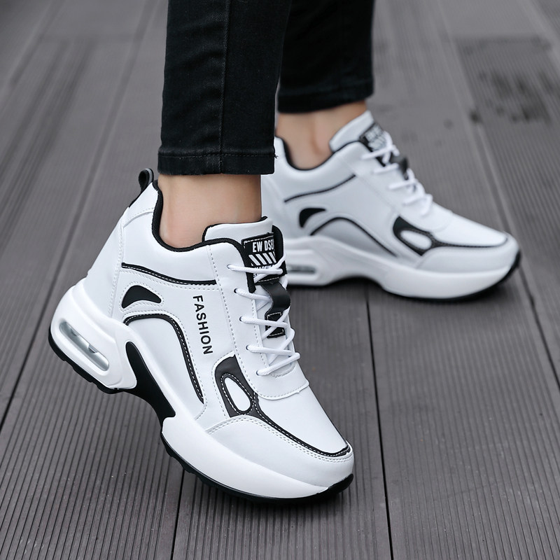 新款秋季女鞋厚底9cm内增高鞋轻便皮面防水运动旅游鞋百搭老爹鞋