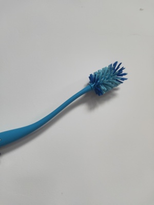 (海)  特百惠蓝色杯刷 长柄刷