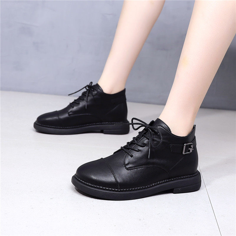 真皮马丁靴女2022年新款头层牛皮春秋单款短靴平底黑色女士小皮鞋