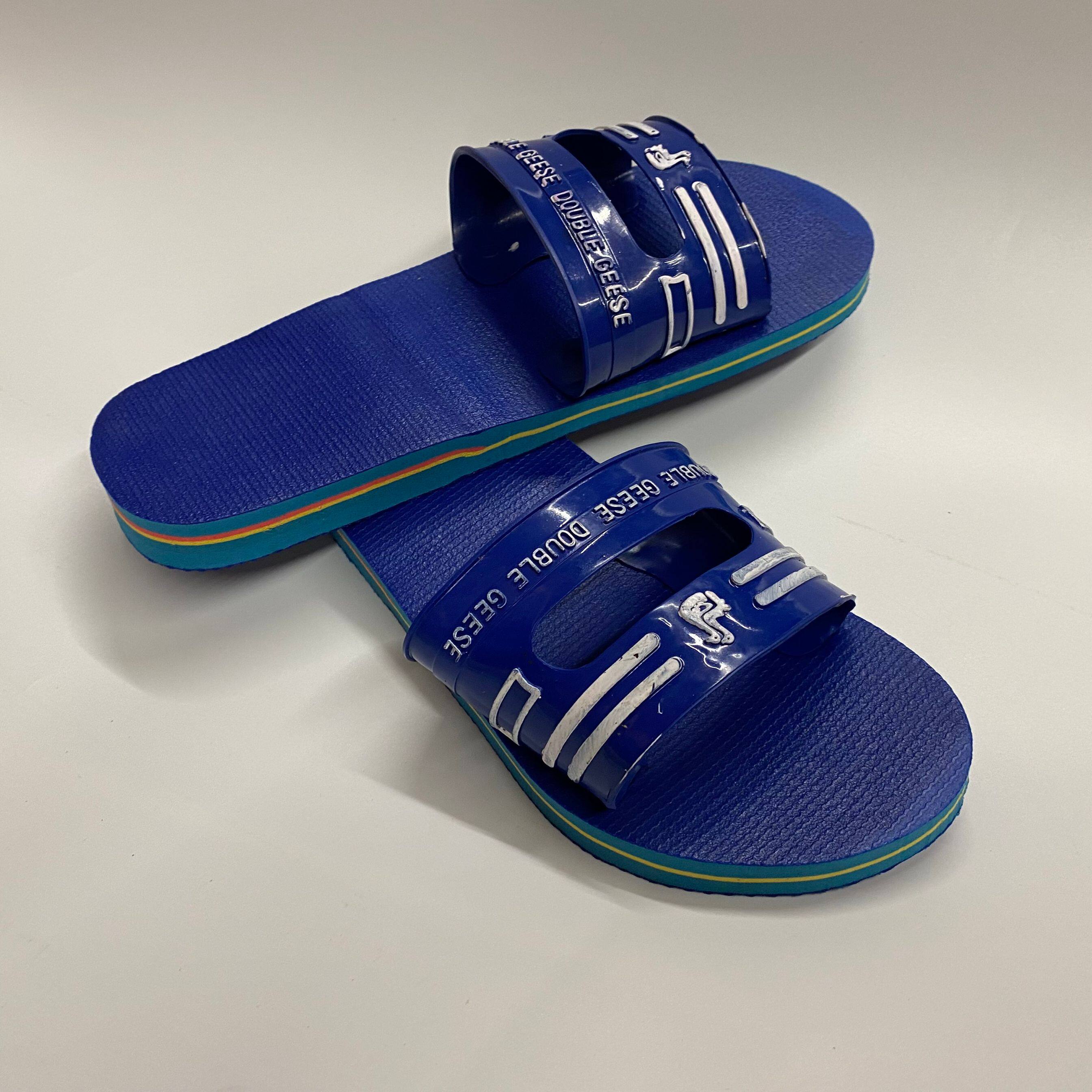 湛江吴川特产鸭子拖鞋 经典儿时影视双鹅鞋 阳春一字平底防滑拖鞋