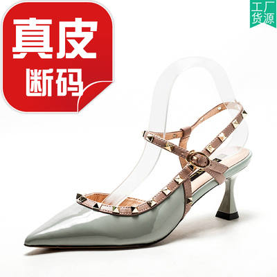 真皮包头凉鞋女尖头高跟牛皮铆钉
