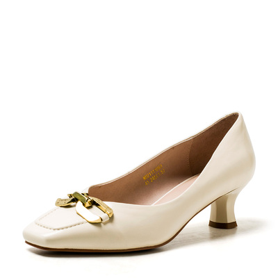 大码真皮单鞋女春秋米白色牛皮鞋子方头金属扣中跟通勤MD21111D63