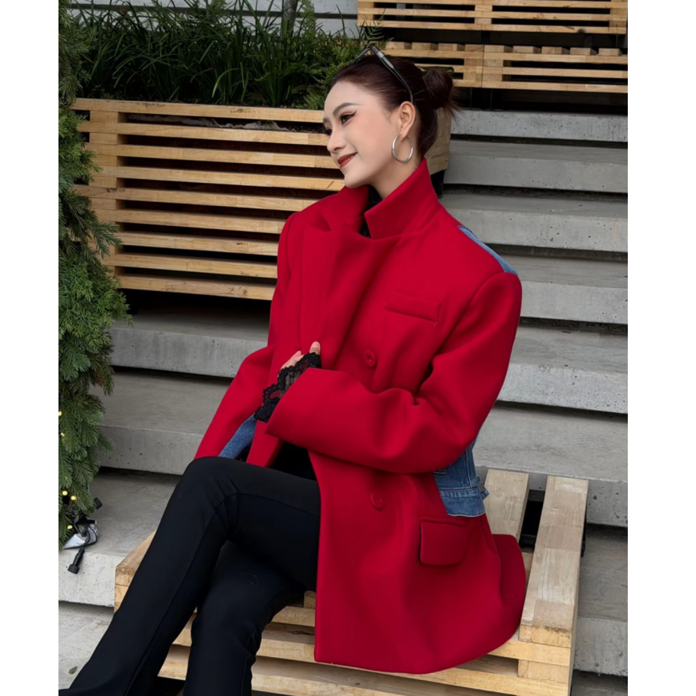 中长款红色大翻领拼接毛呢外套女