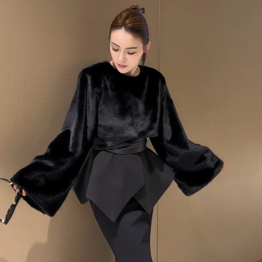 中长款黑色收腰毛毛拼接款外套女