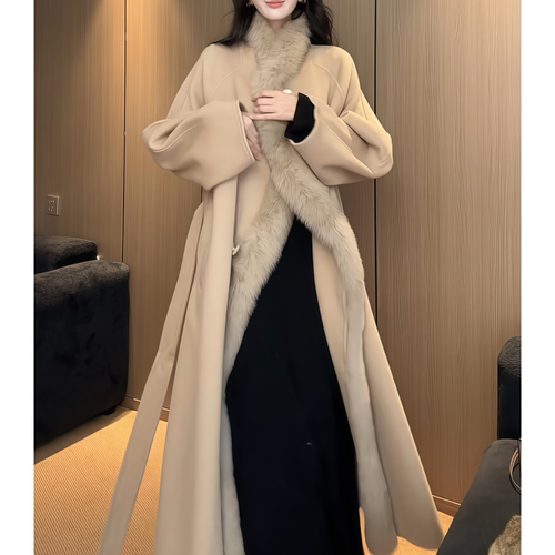 千金风显瘦长款条毛呢服饰大衣