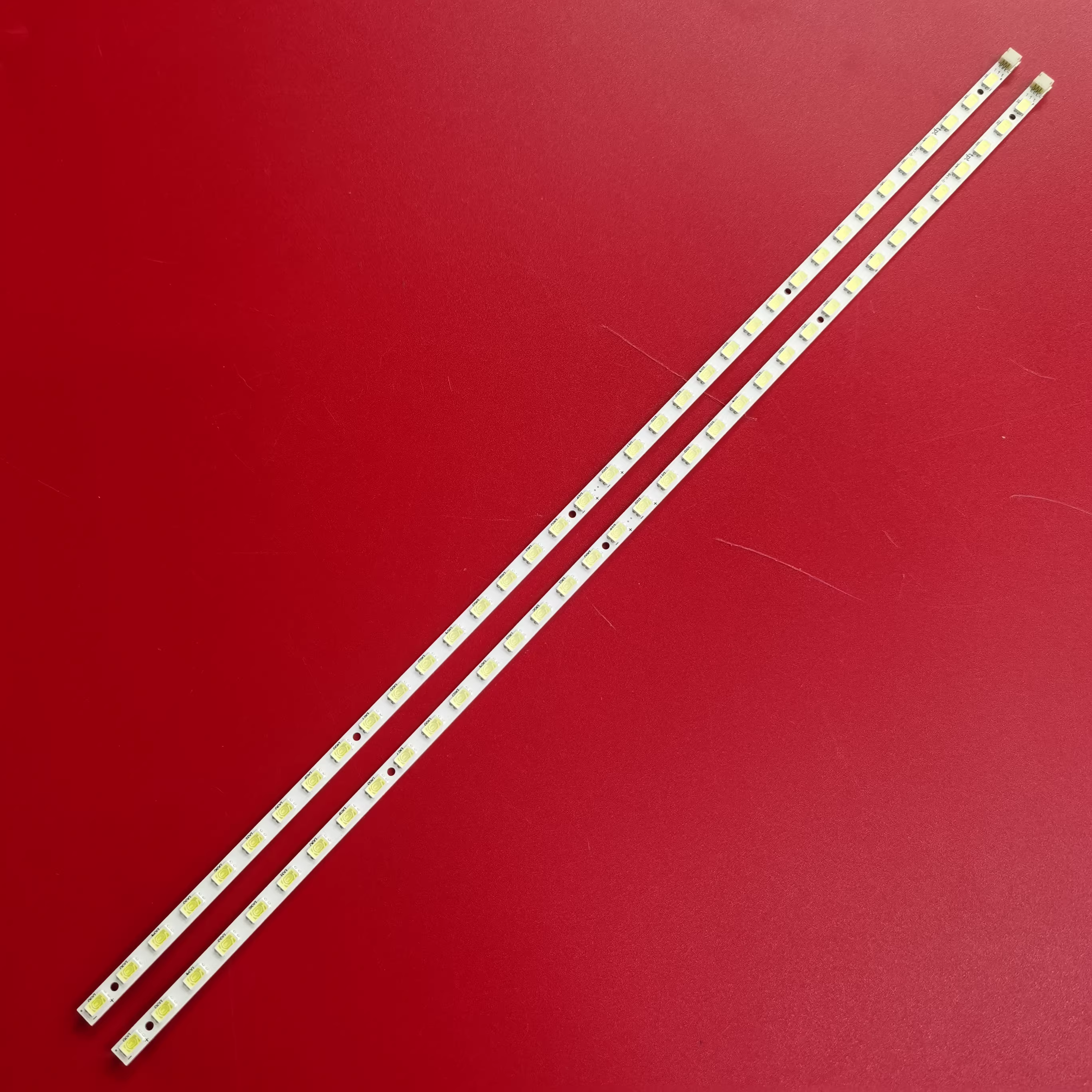 适用TCL L32F2360 L32F3270B灯条37TM6315000007/06屏MT3151A03-1 - 实物图