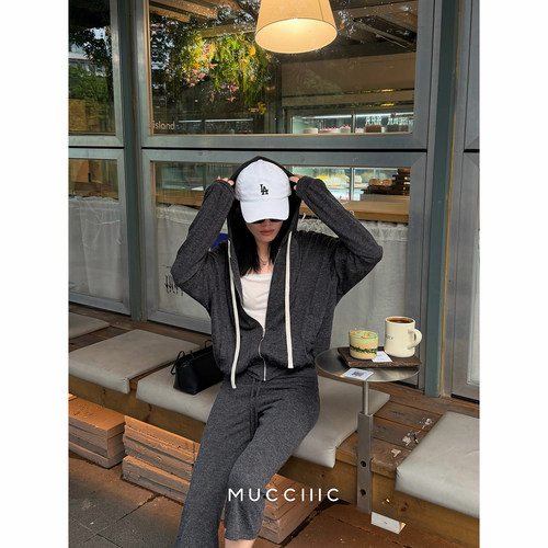 【8/29 20:00】MUCCHIC/ 懒人套装针织连帽卫衣外套微喇七分裤