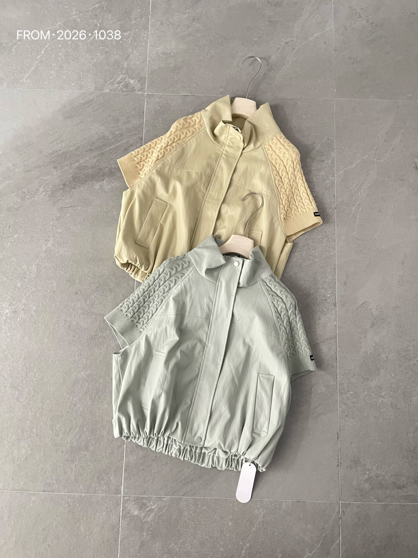 FROM·春夏新款女装针织皮衣拼接设计短袖款拉链皮外套