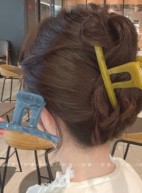 简约气质一字抓夹女高级感2025新款盘发鲨鱼夹后脑勺半扎发抓发饰