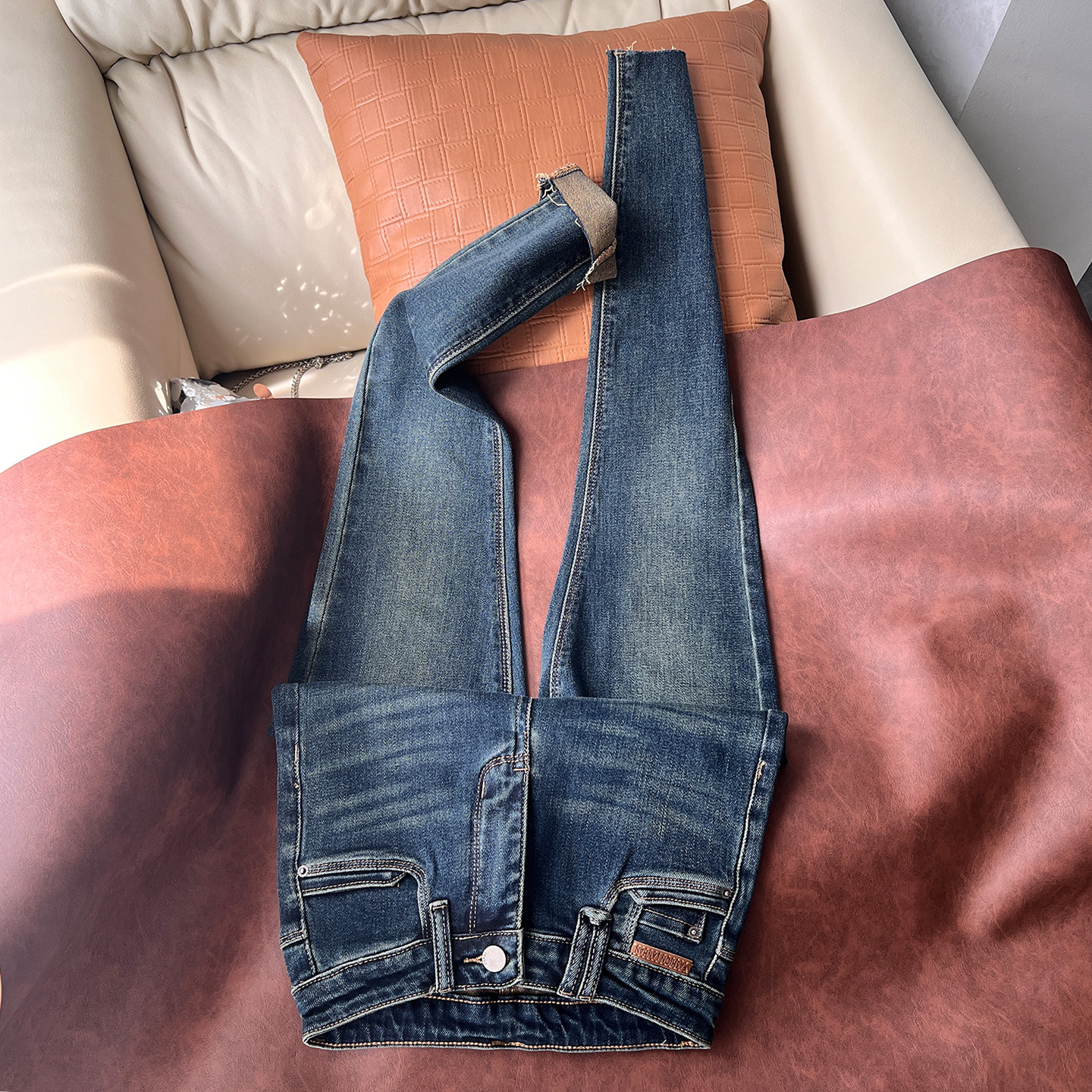 小个子高腰显瘦紧身小脚牛仔裤女