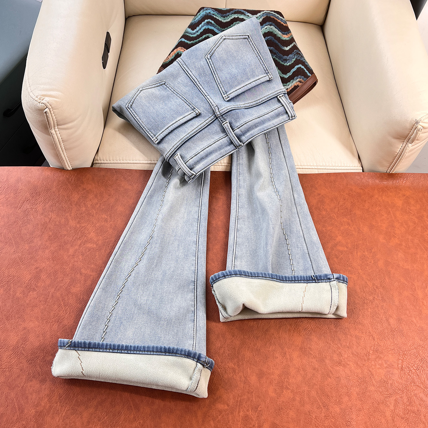 洋气~高腰微喇牛仔裤女加绒加厚