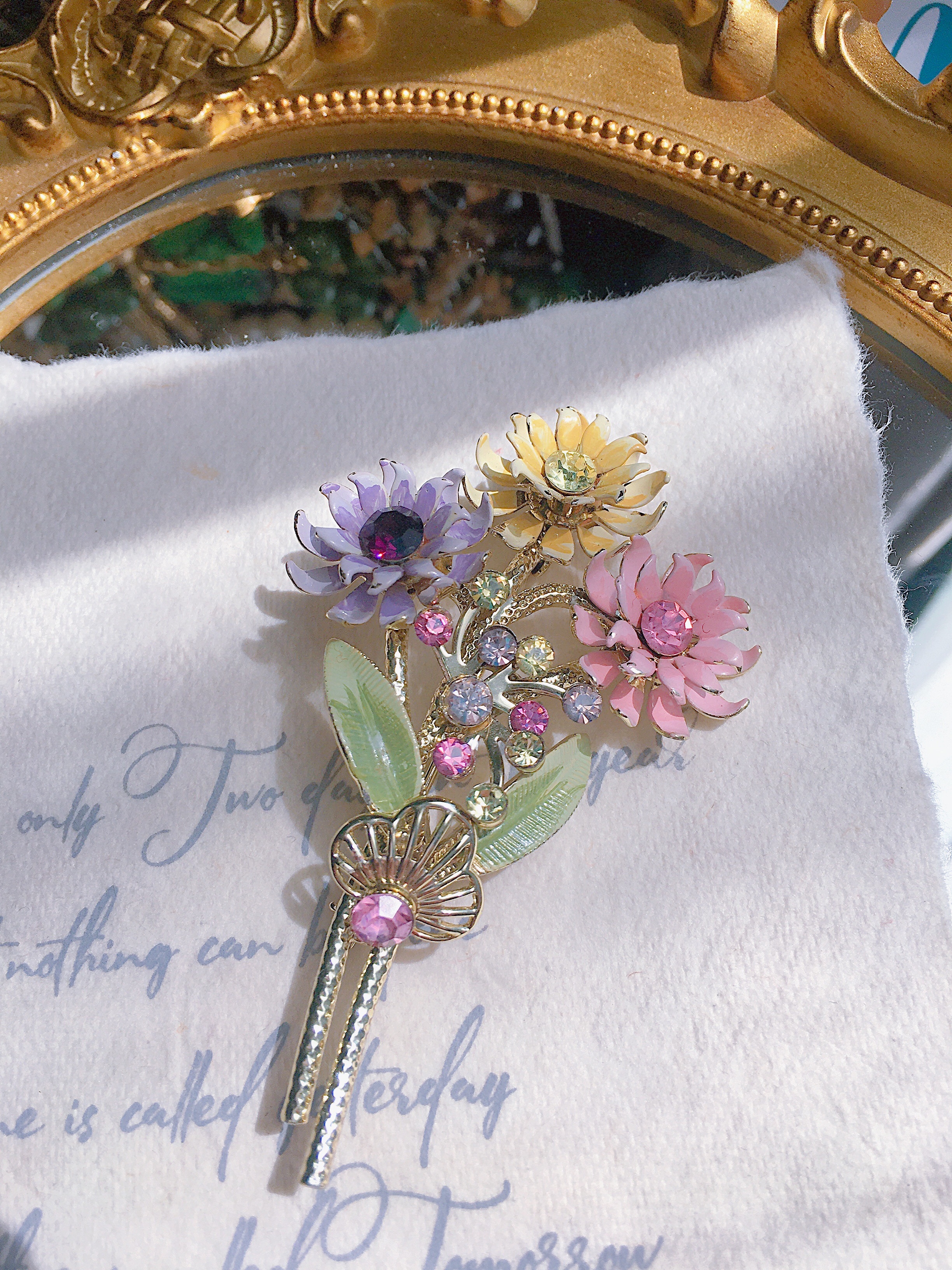 Vintage40年代古董珐琅莱茵石立体花束胸针【售出不退不换】