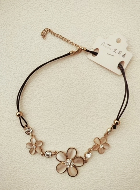 2026新款女项链花朵吊坠项链女精致时尚小众设计感女生细项链饰品