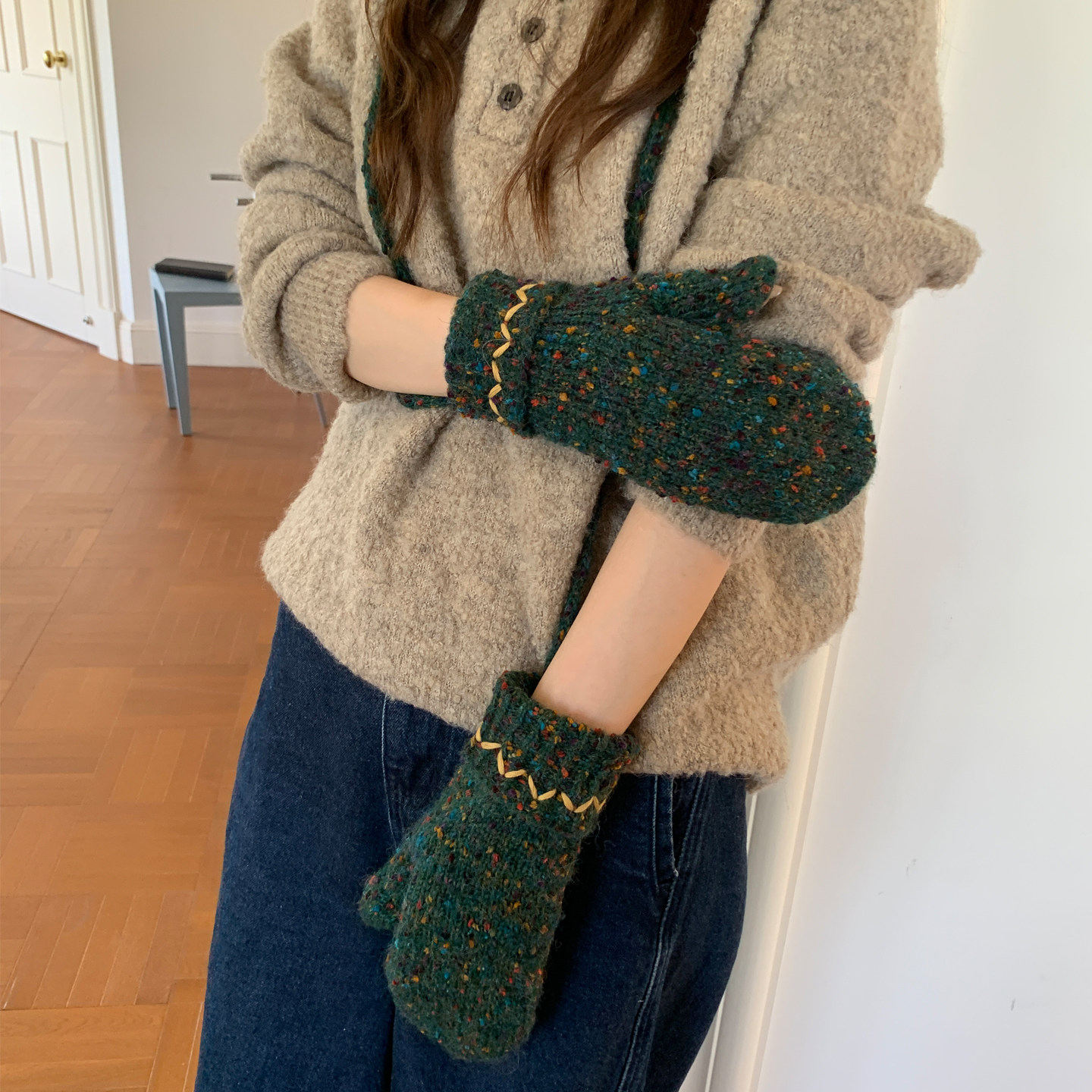 Deepsea深海 可爱糖豆毛线针织连指手套女冬季保暖百搭挂脖手套