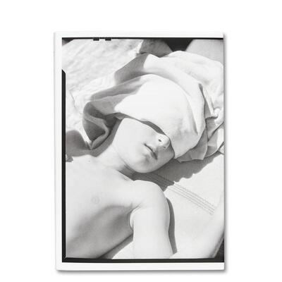 【现货】白天睡觉 Day Sleeper 进口原版英文摄影集肖像艺术 善本图书