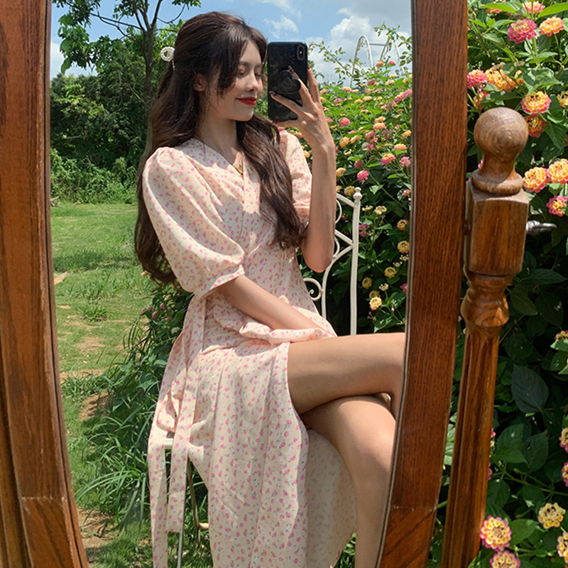 Real V-neck waist Floral Dress