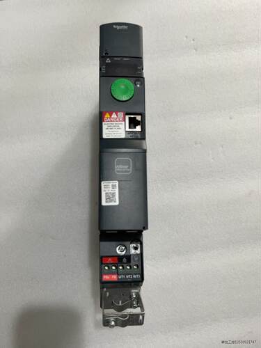 施耐德变频器 ATV320U15N4B 一台，拆机，实物拍摄