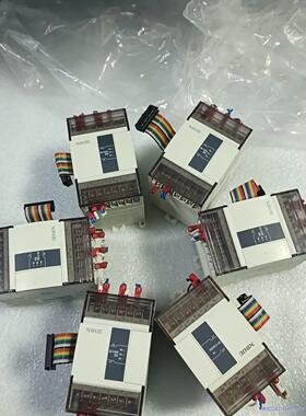 信捷模块 XD-E4AD2DA 原装拆机，成色如图，功能包好议价商品