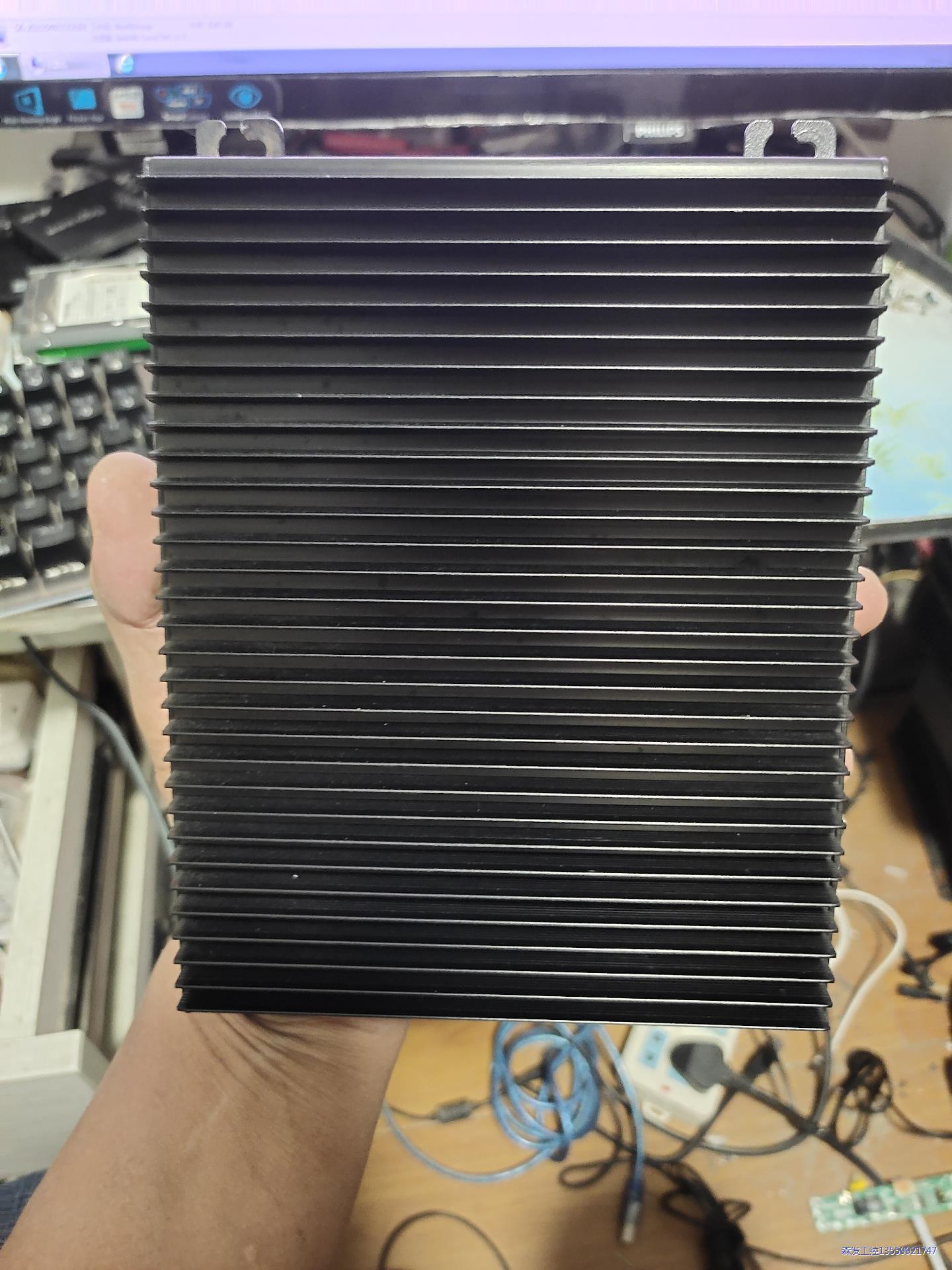 工控小主机 E3826 处理器,4G内存,16G固态硬碟,英议价商品