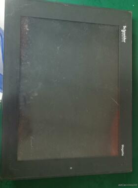 施耐德 XBTGT6330  成色如图，瑕疵液晶有一条线，触